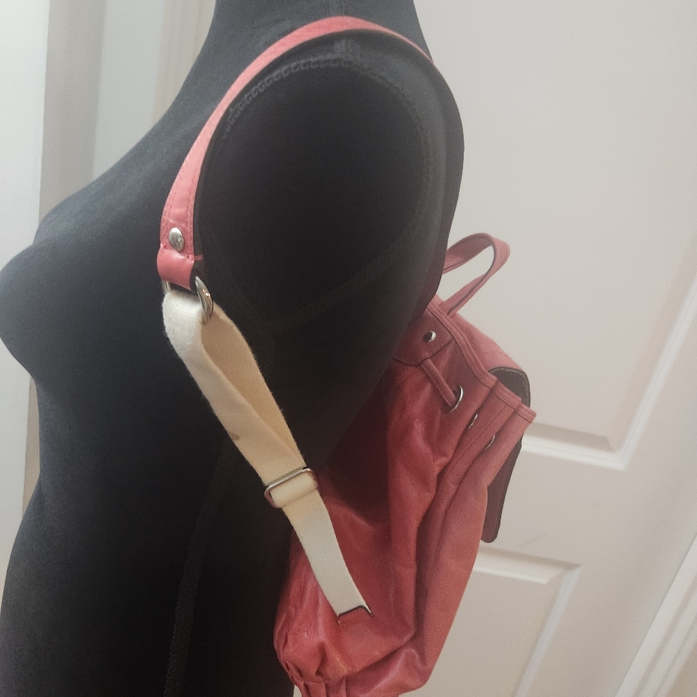 RARE! Coach 17910 Pink Distressed Leather Drawstring Backpack Bag - Picture 6 of 10
